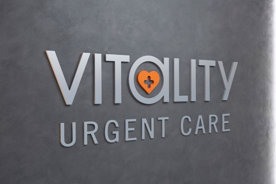 Logo Lettering Vitality Urgent Care 8
